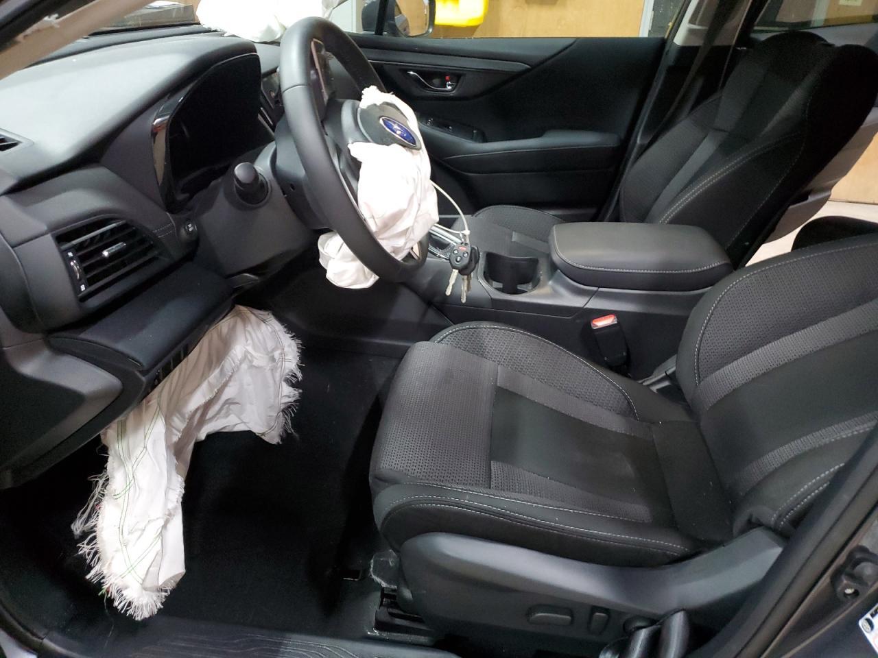 2025 Subaru Outback Premium - Image 7