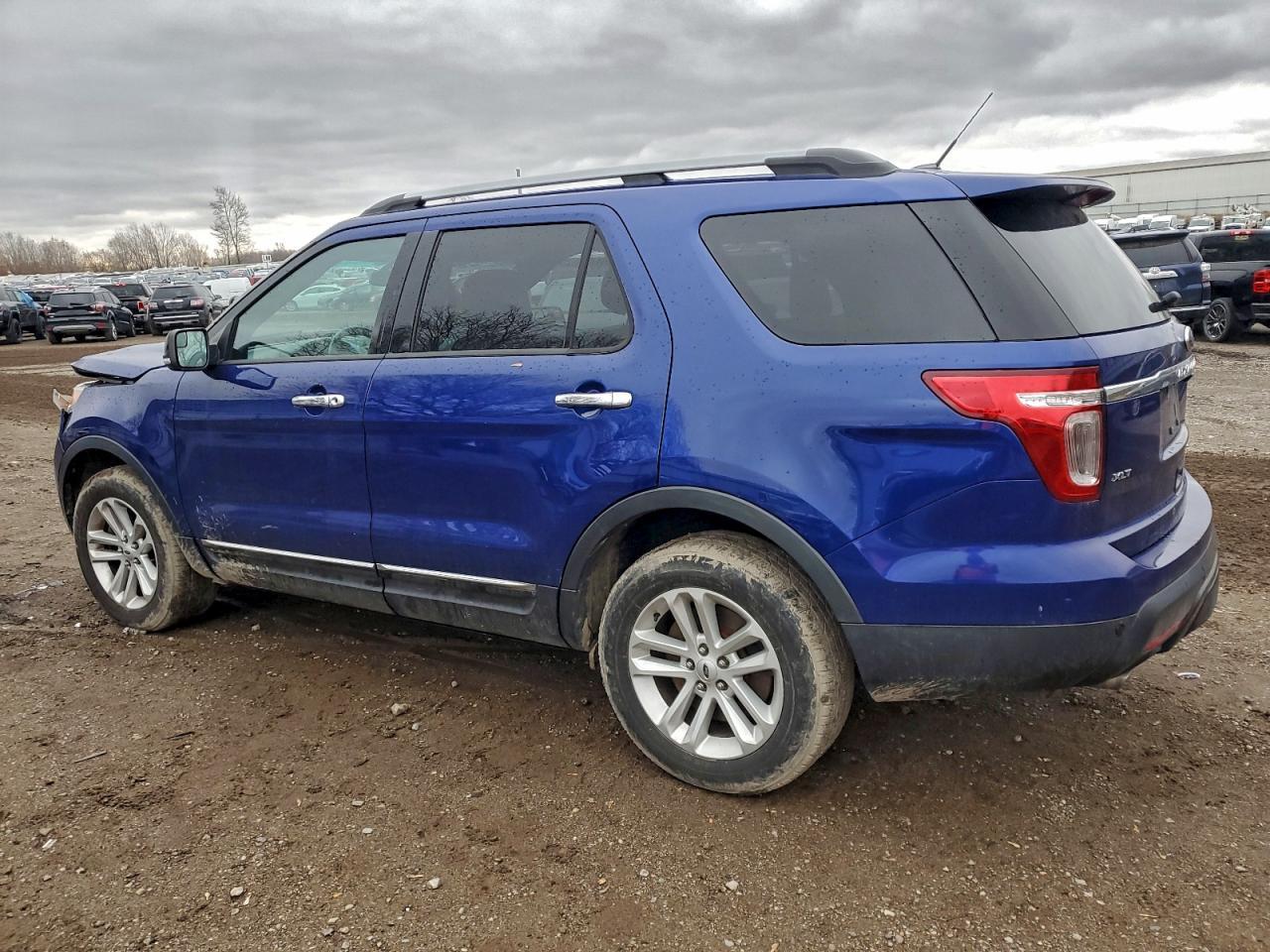 2014 Ford Explorer Xlt - Фото 2