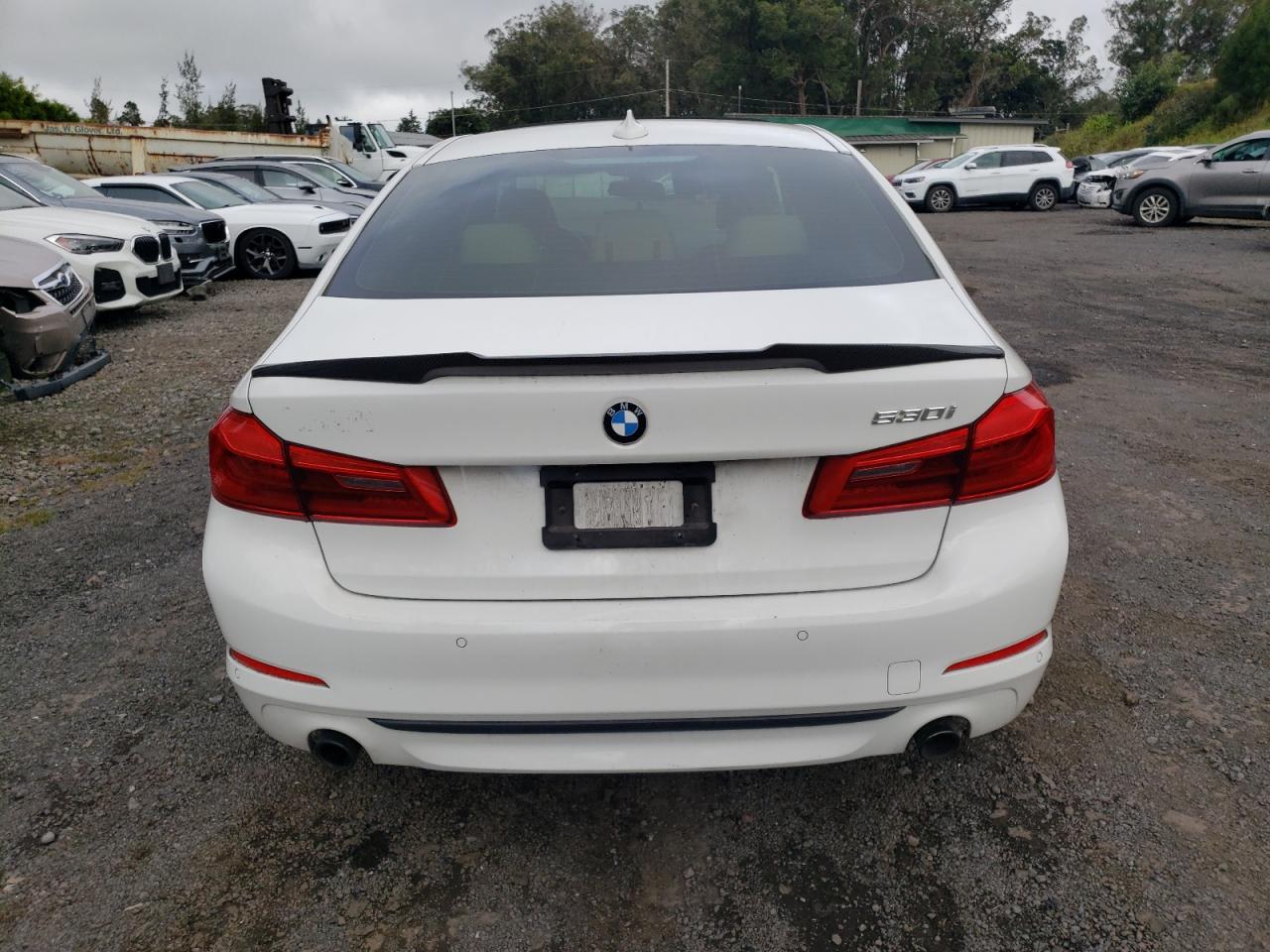 2017 BMW 530 I - Фото 6