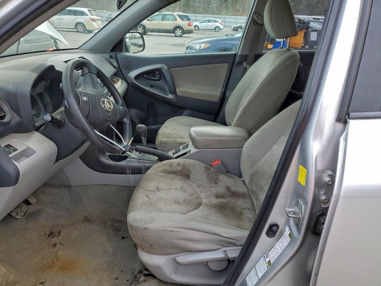 2011 Toyota Rav4 - Image 7
