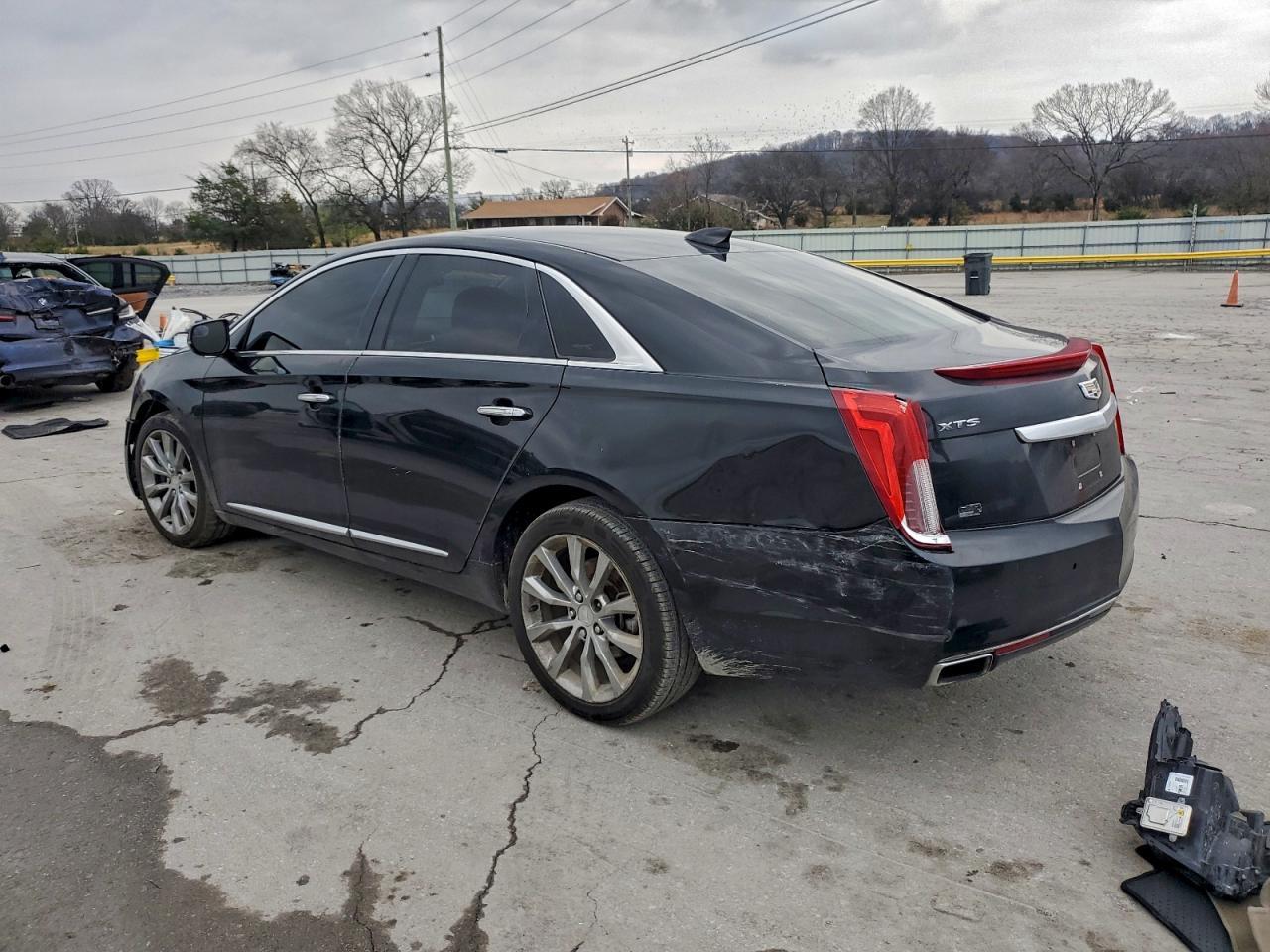 2017 Cadillac Xts Luxury - Фото 2