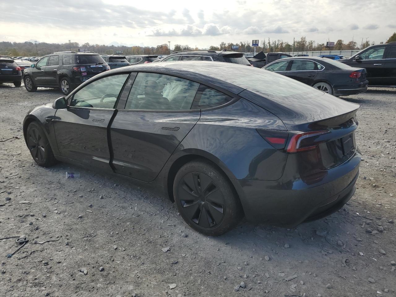 2025 Tesla Model 3 - Image 2