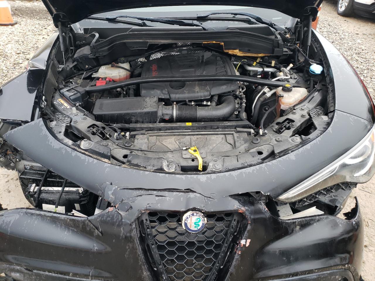 2018 Alfa Romeo Stelvio Ti - Image 7