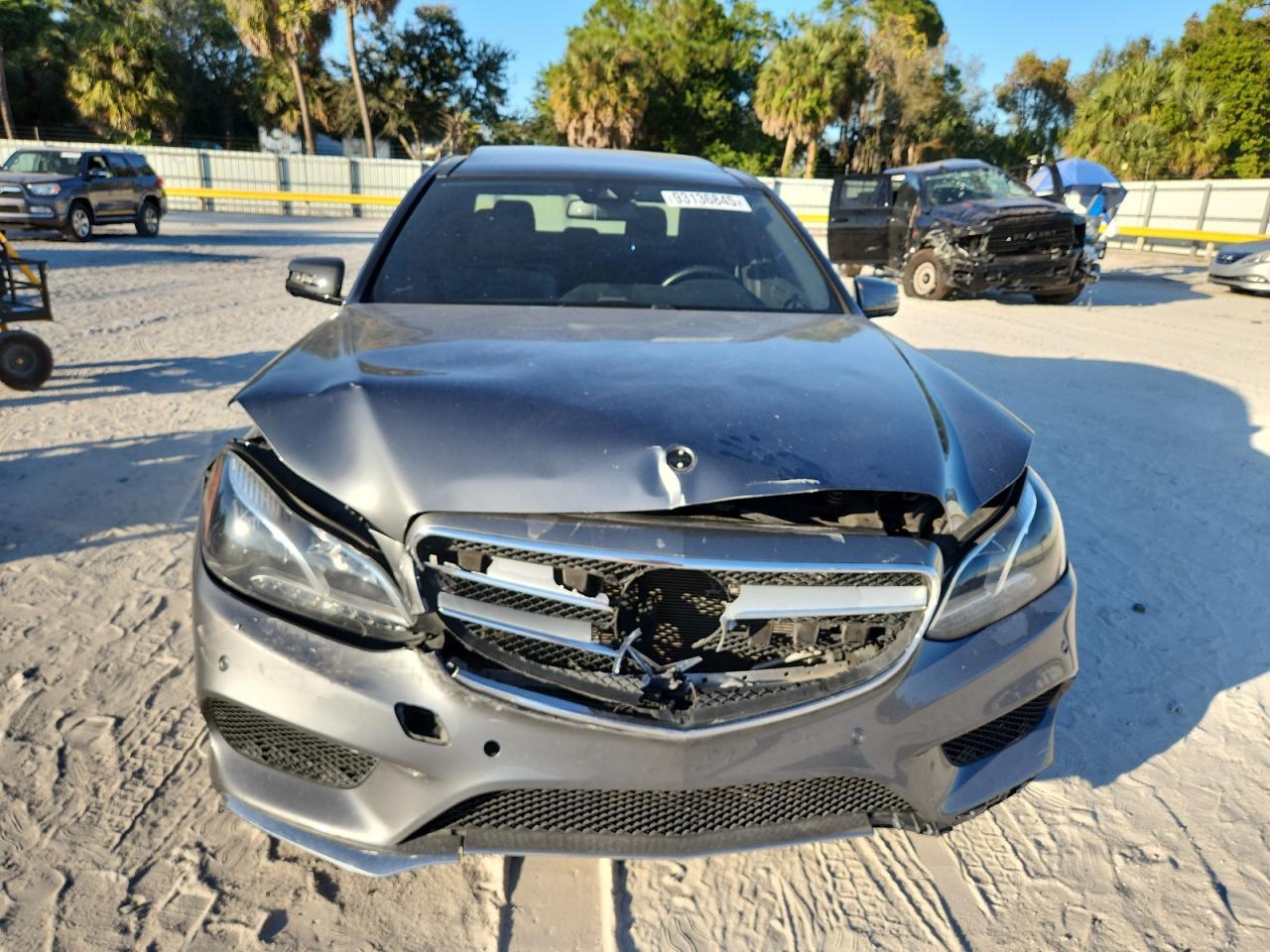 2016 Mercedes-Benz E 350 - Фото 5