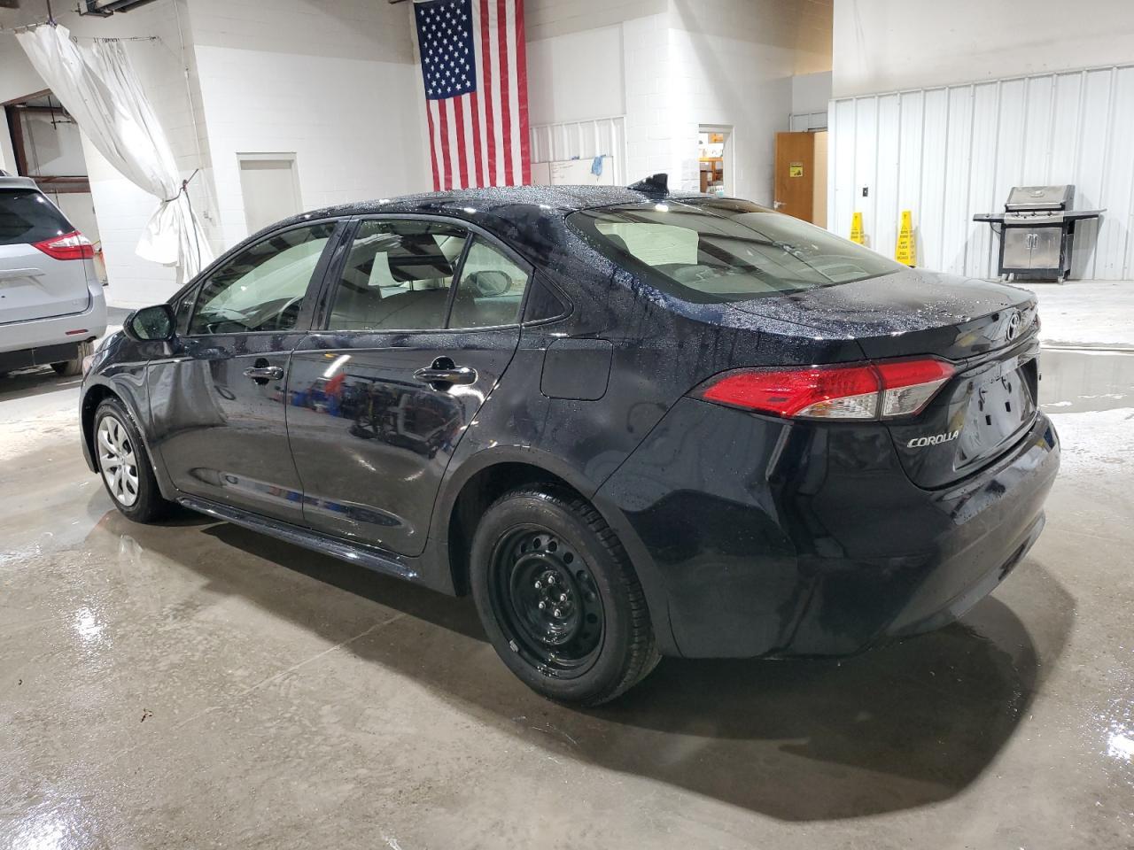 2023 Toyota Corolla Le - Image 2