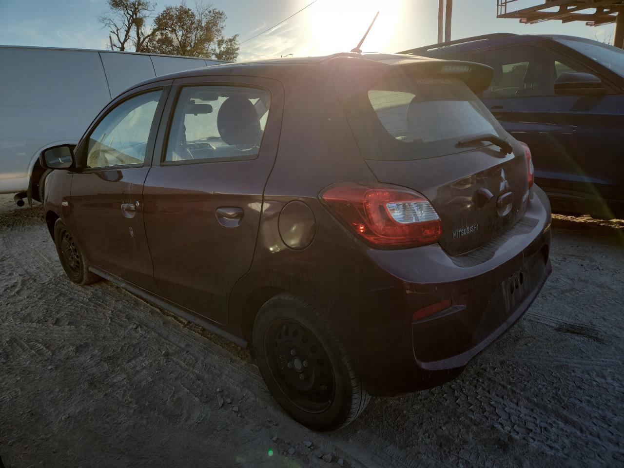 2018 Mitsubishi Mirage Es - Image 2