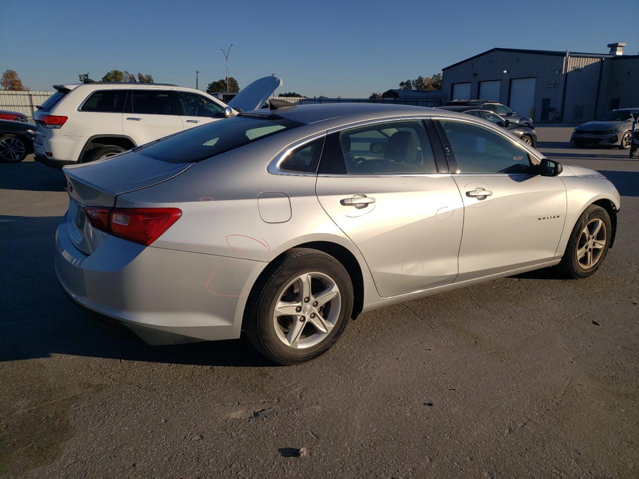 2020 Chevrolet Malibu Ls - Фото 3
