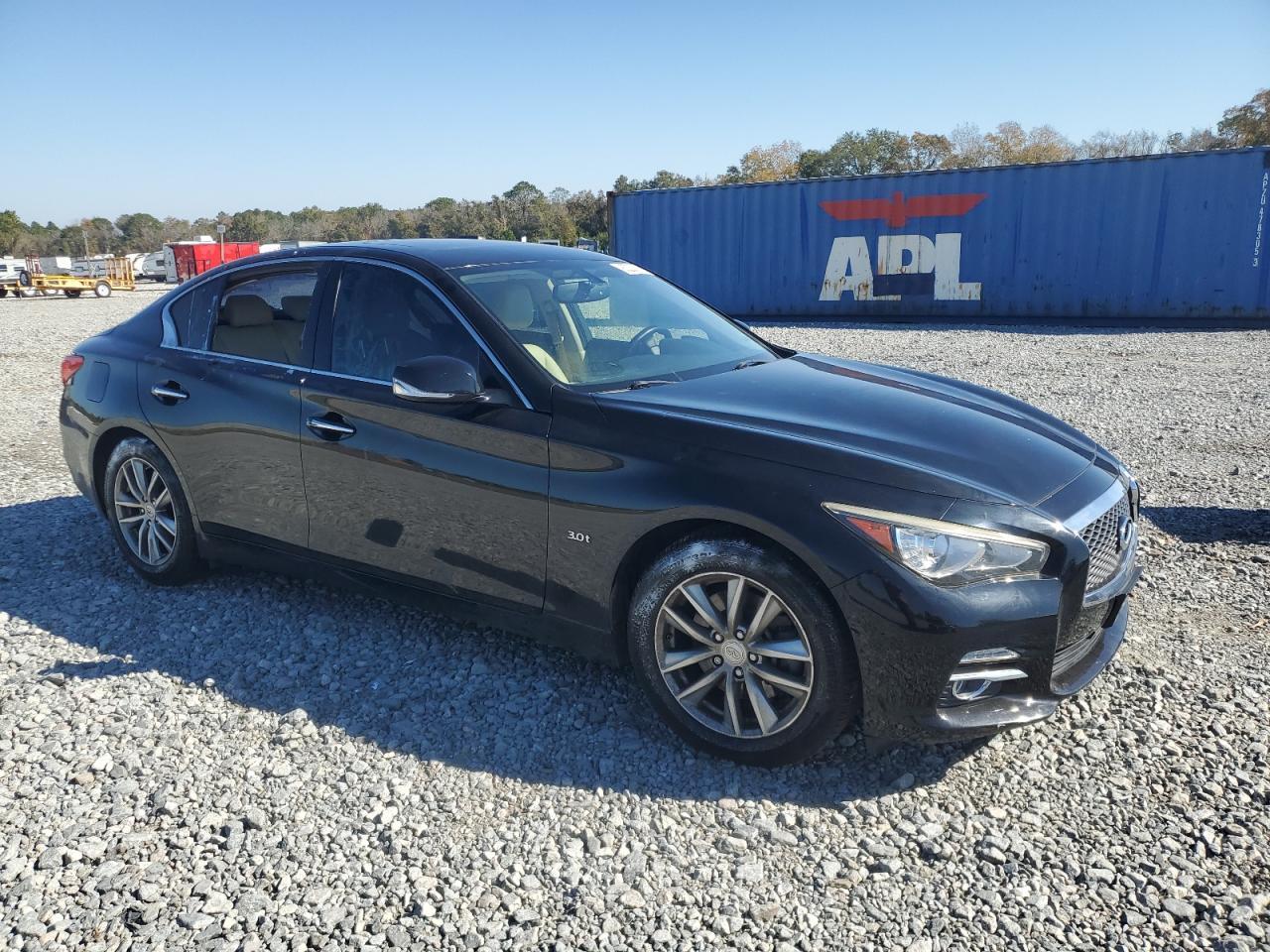 2016 Infiniti Q50 Premium - Image 4