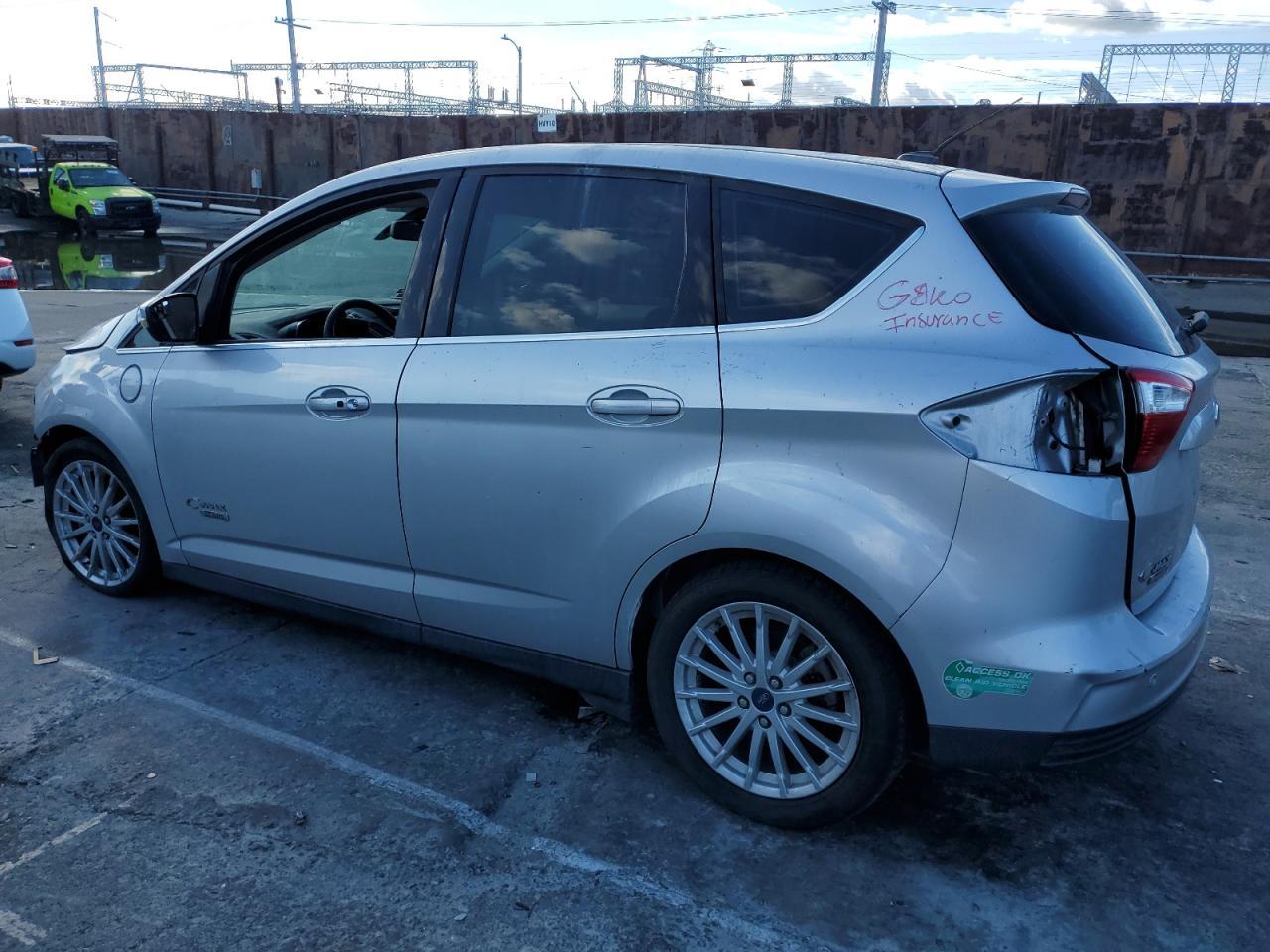 2015 Ford C-Max Premium Sel - Image 2