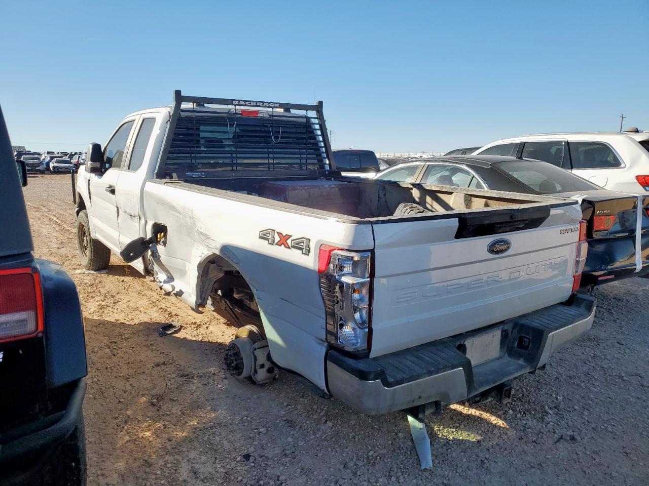 2022 Ford F250 Super Duty - Image 2