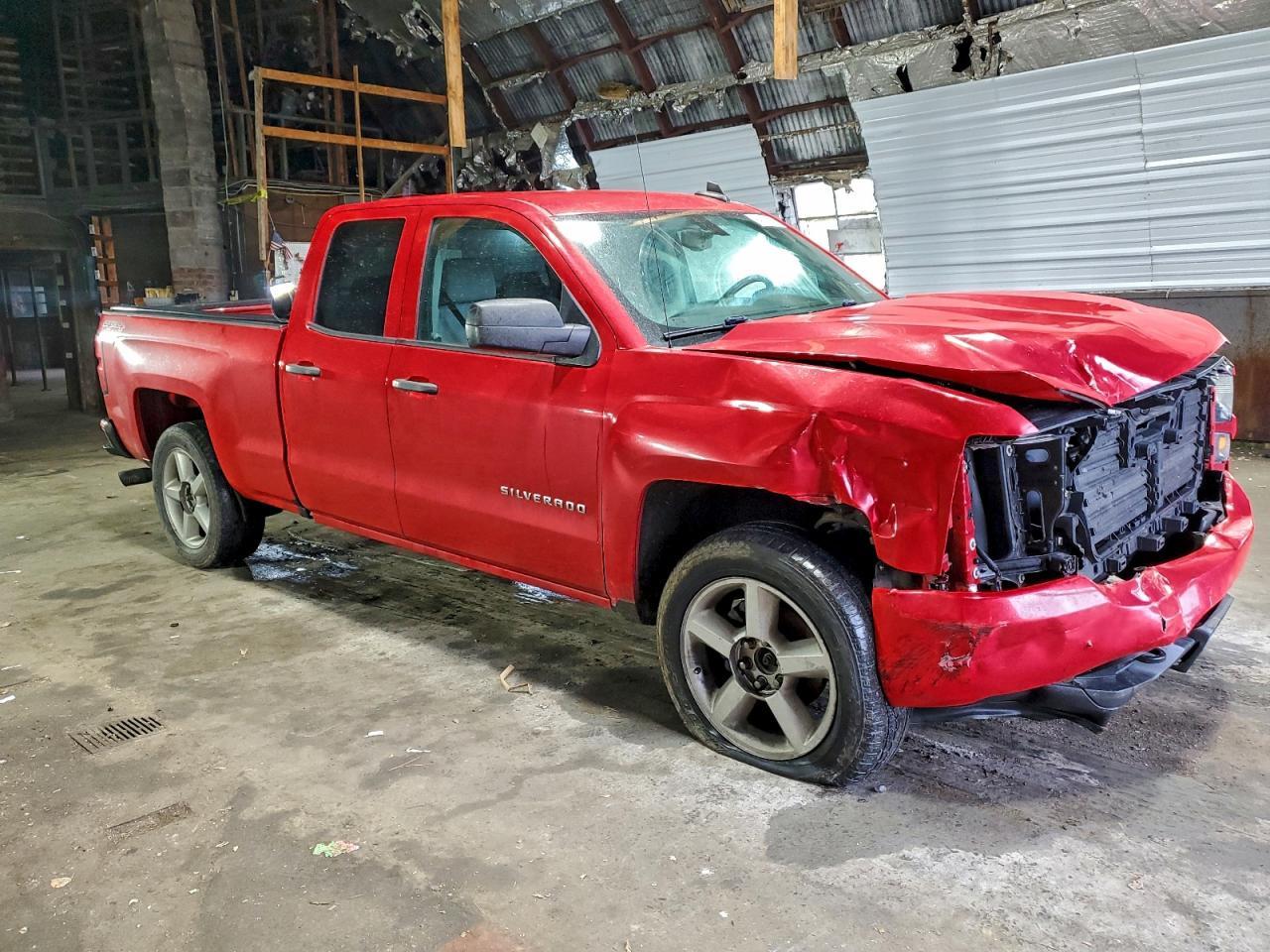 2018 Chevrolet Silverado K1500 Custom - Image 4