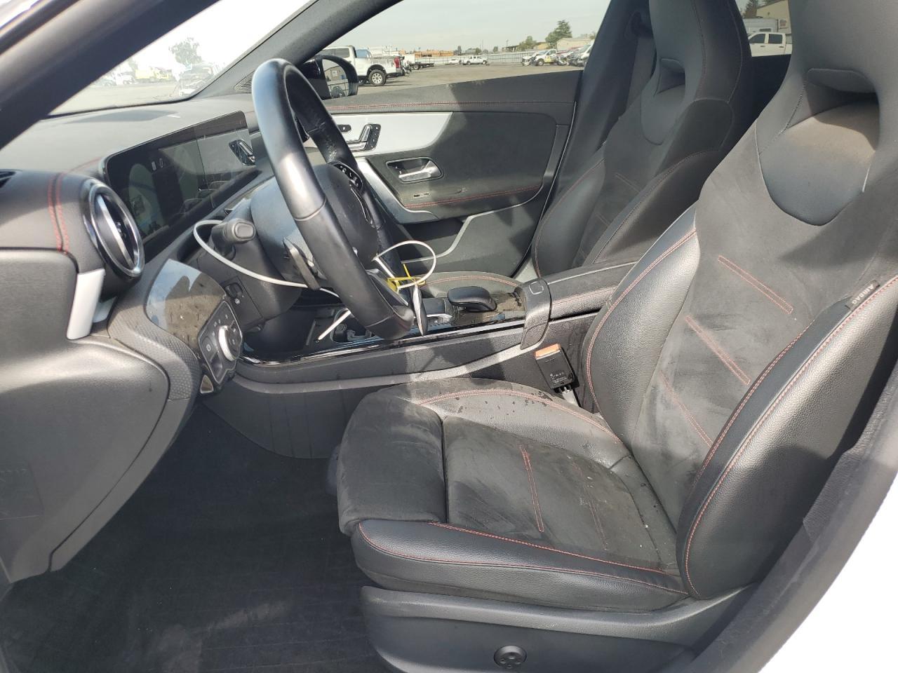 2023 Mercedes-Benz Cla 250 4Matic - Image 7