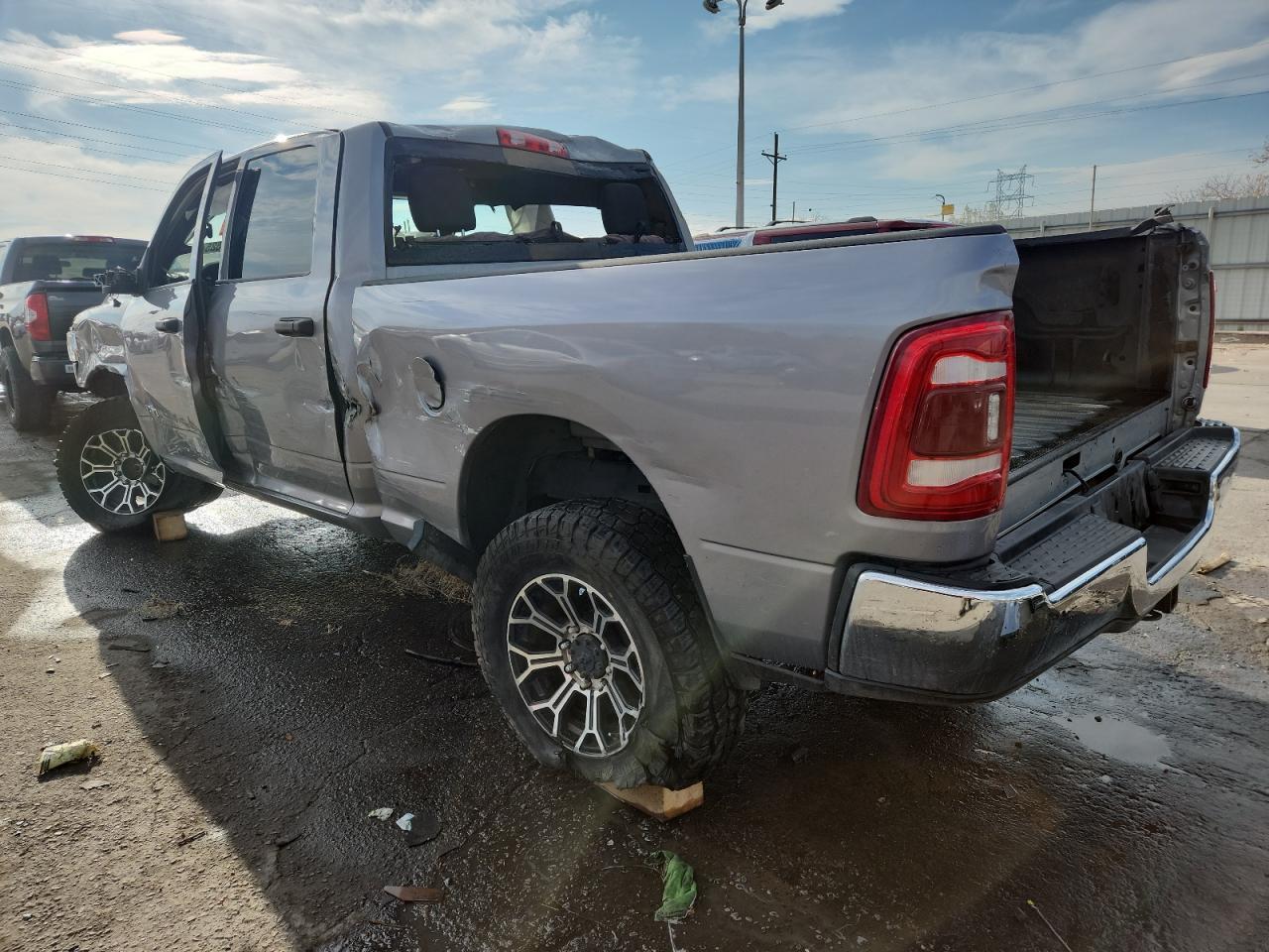 2021 Ram 2500 Tradesman - Фото 2
