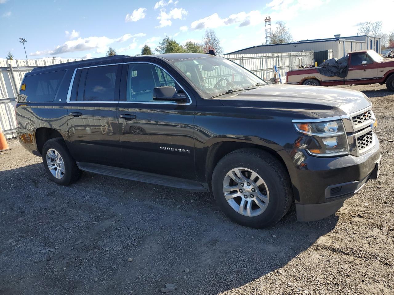 2020 Chevrolet Suburban K1500 Lt - Image 4