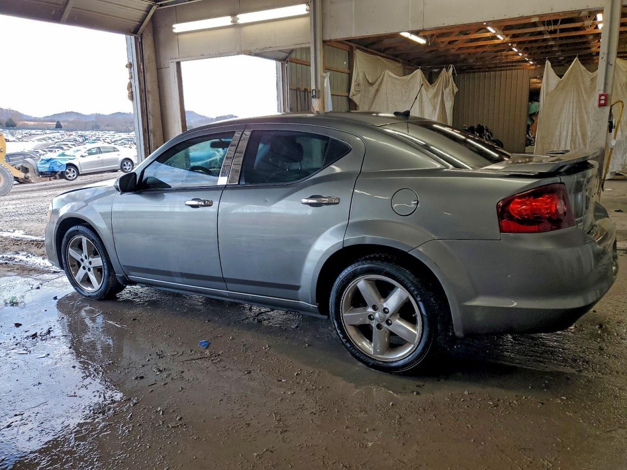 2013 Dodge Avenger Sxt - Фото 2