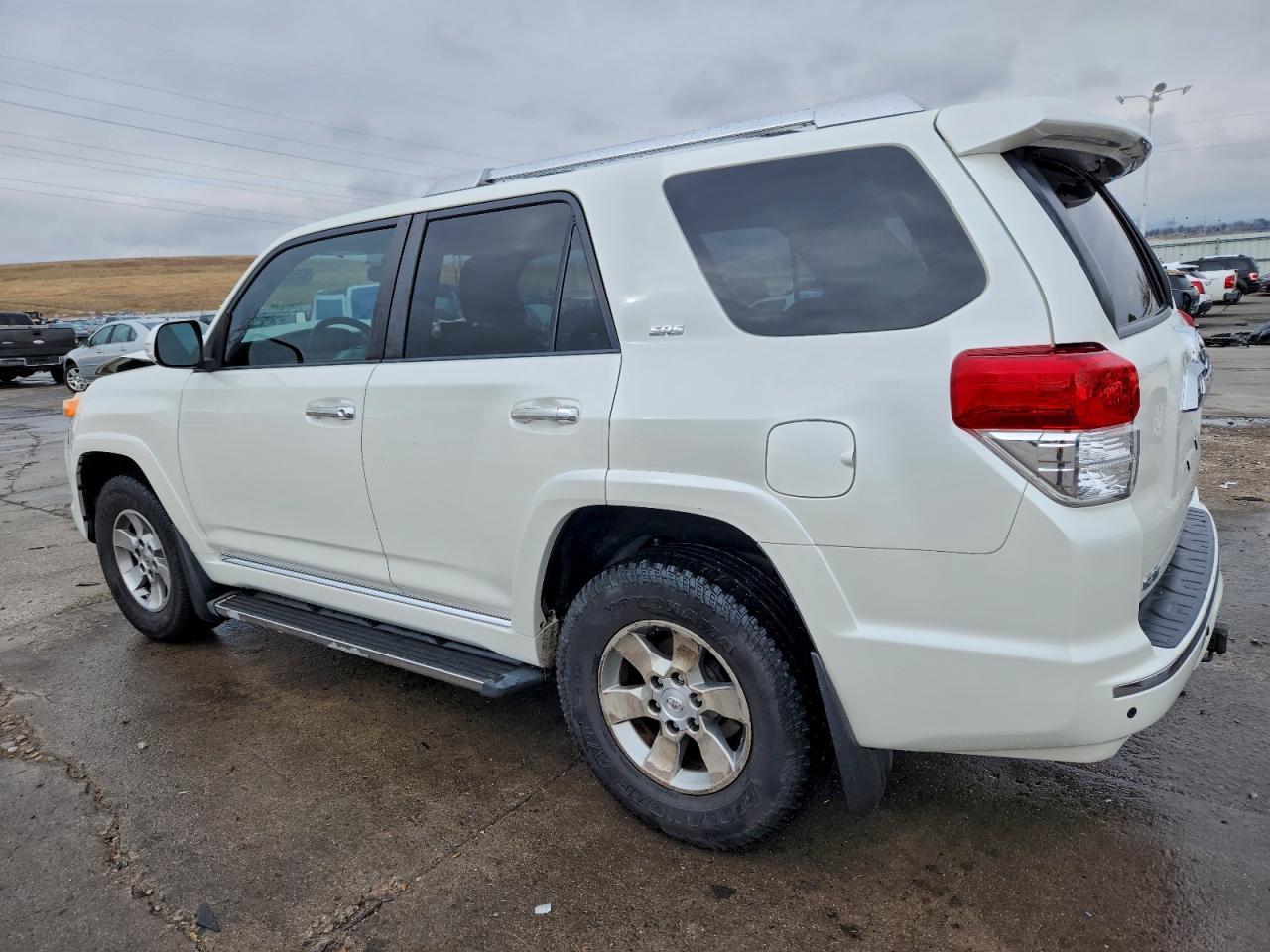 2011 Toyota 4Runner Sr5 - Фото 2