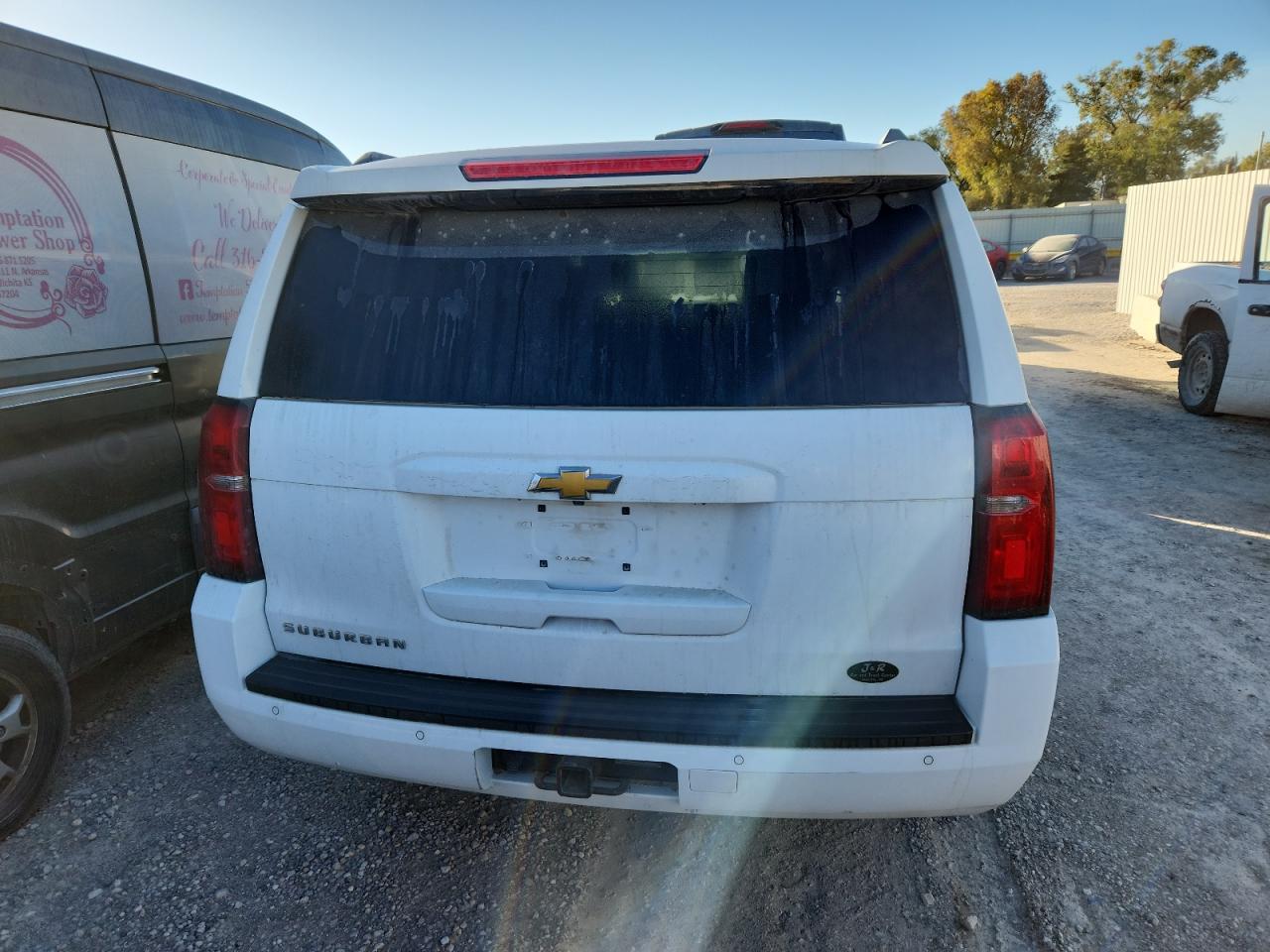 2015 Chevrolet Suburban K1500 - Фото 6