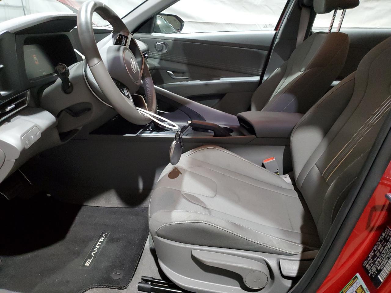 2025 Hyundai Elantra Sel Sport - Фото 7