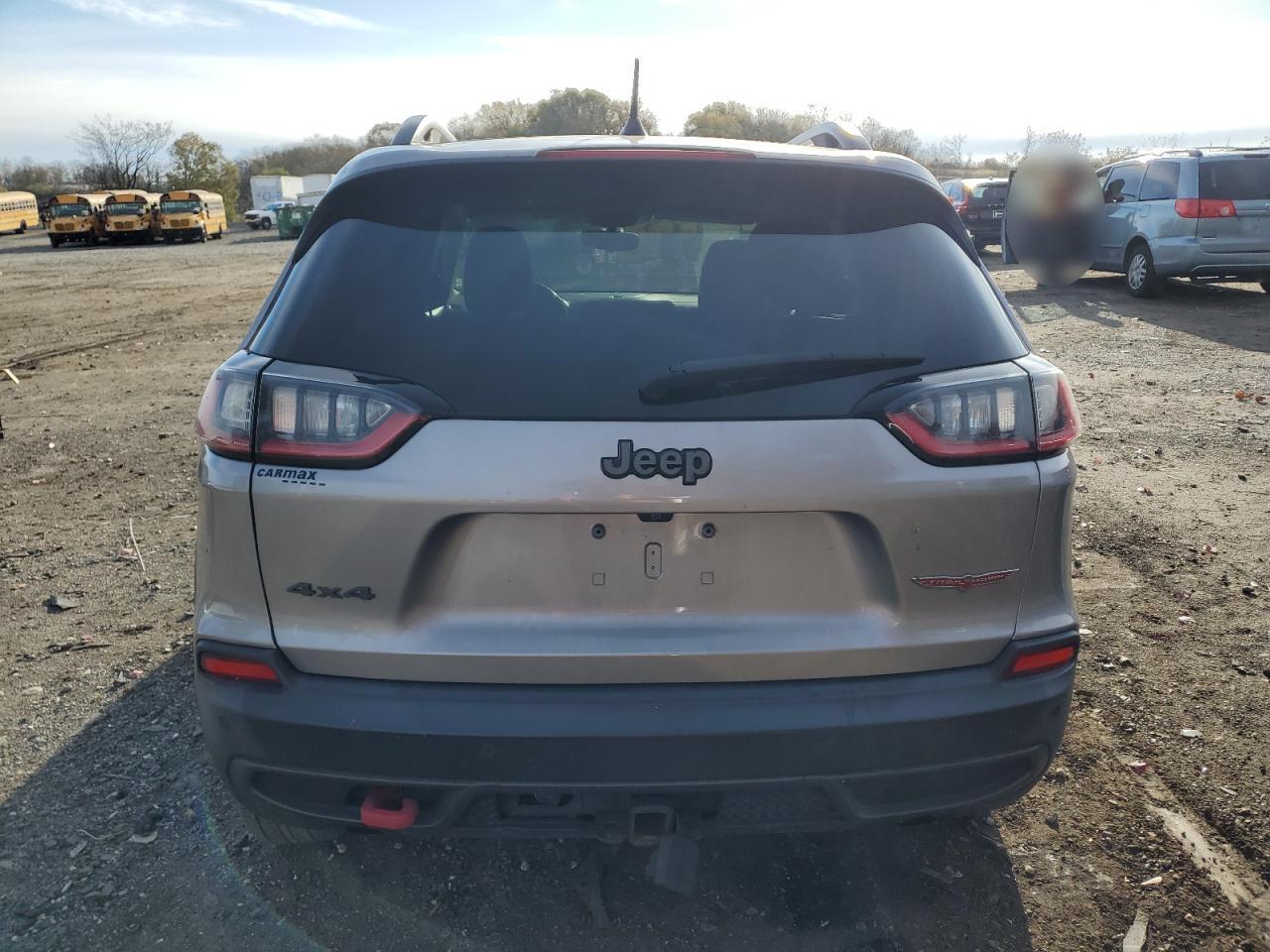 2019 Jeep Cherokee Trailhawk - Фото 6