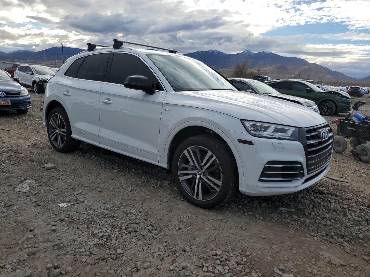 2020 Audi Q5 E Premium Plus - Фото 4