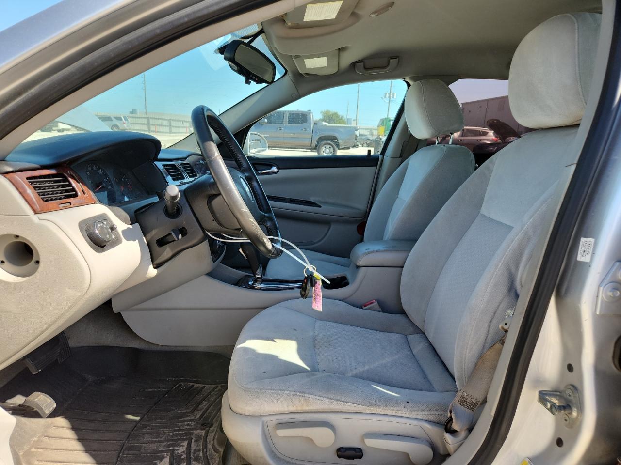 2011 Chevrolet Impala Ls - Image 7