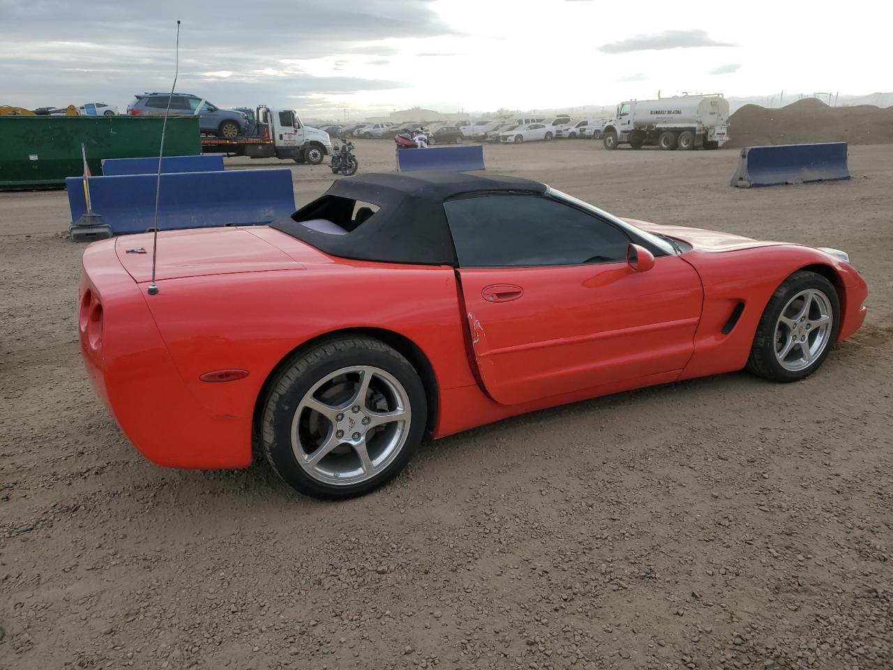 1999 Chevrolet Corvette - Фото 3