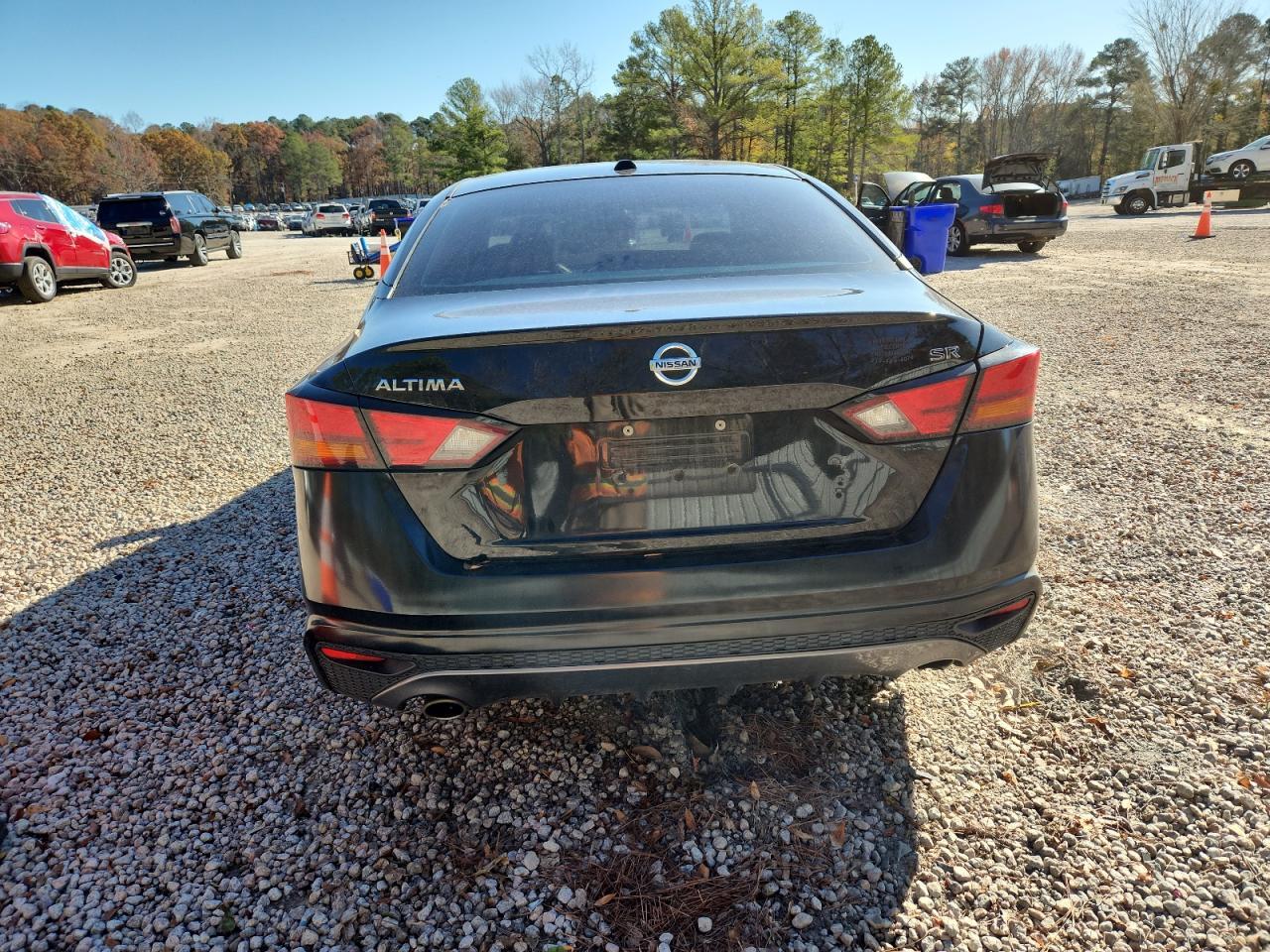 2019 Nissan Altima Sr - Image 6