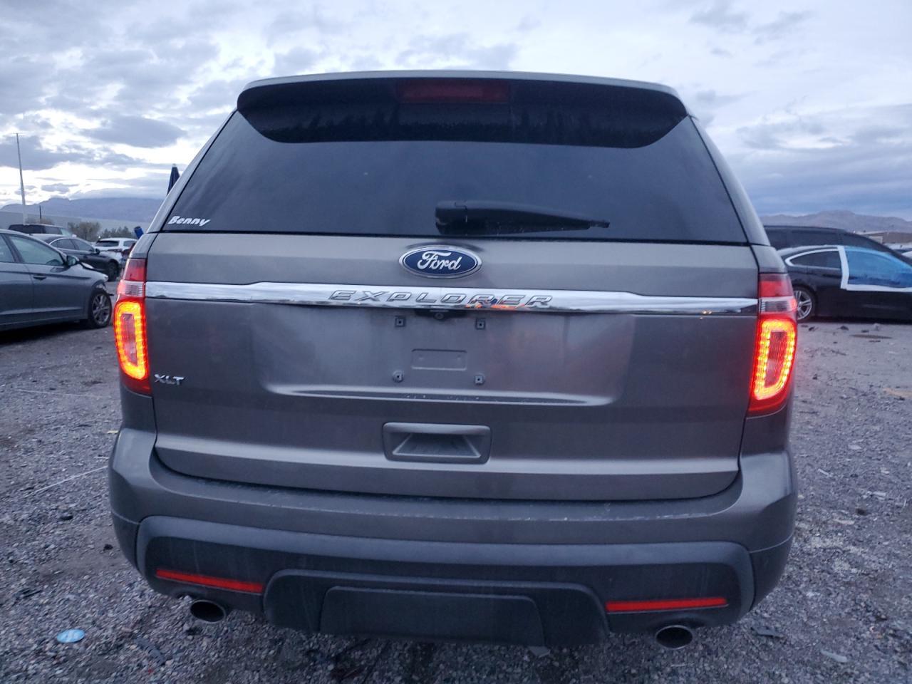 2011 Ford Explorer Xlt - Фото 6