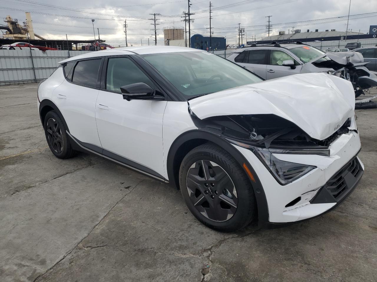 2025 Kia Ev6 Light - Фото 4