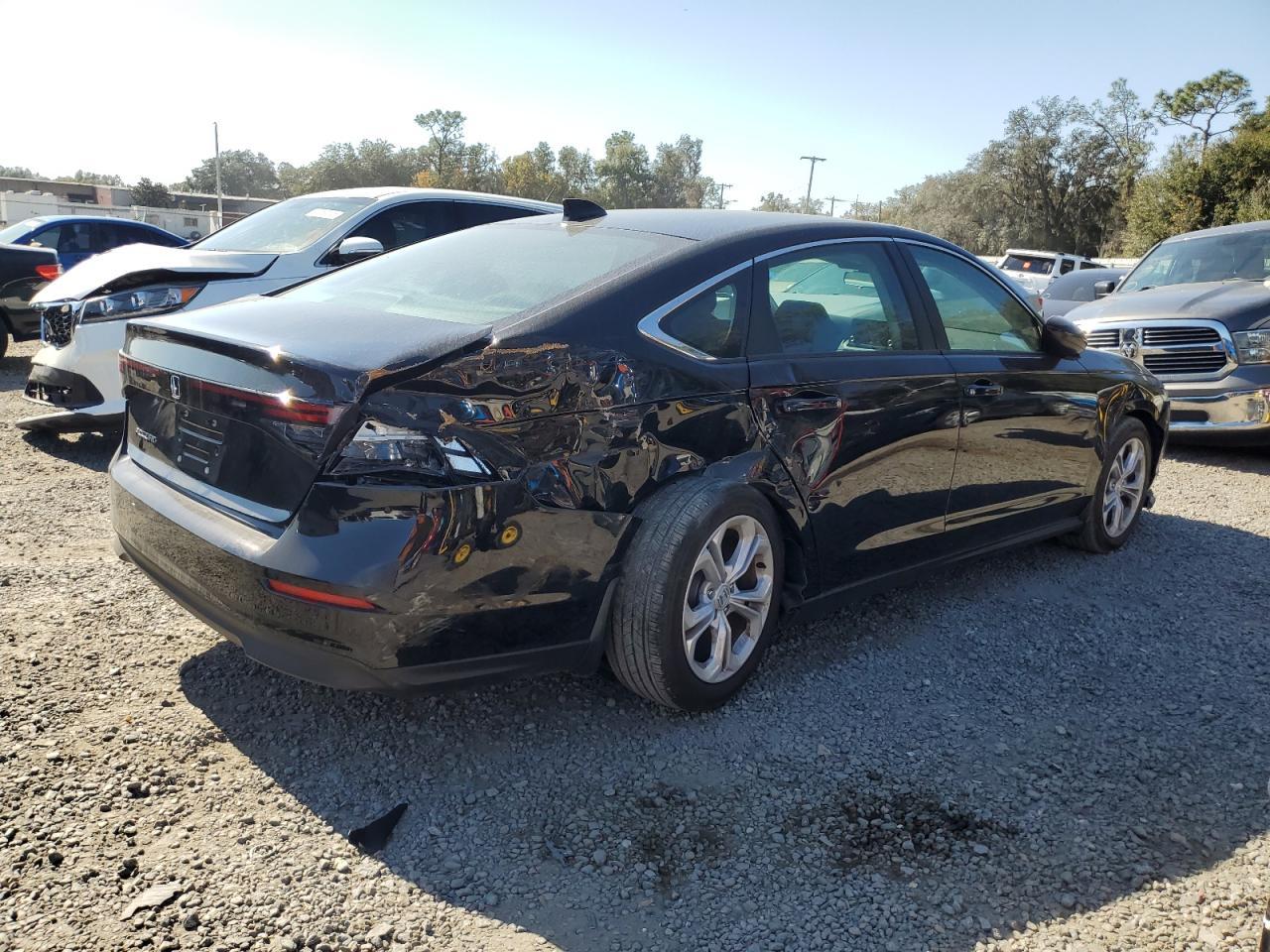 2025 Honda Accord - Фото 3