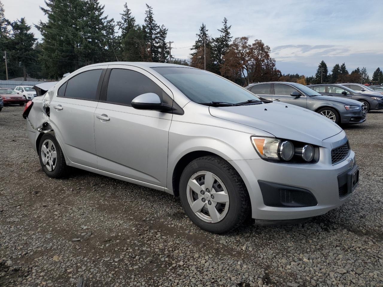 2013 Chevrolet Sonic Ls - Фото 4