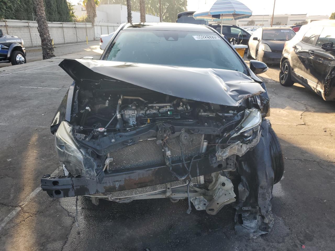 2018 Toyota Corolla Se - Фото 5