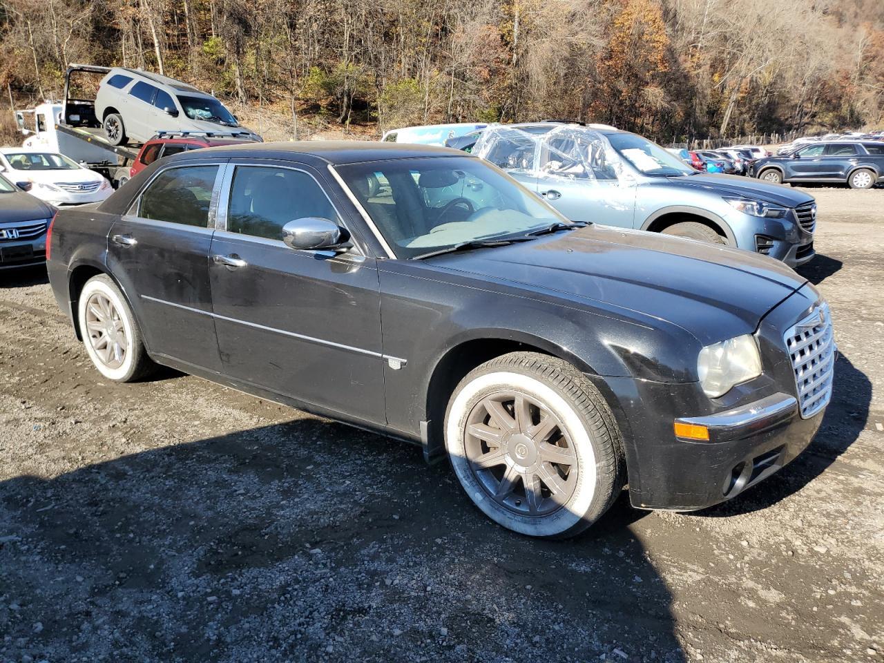 2006 Chrysler 300C - Image 4
