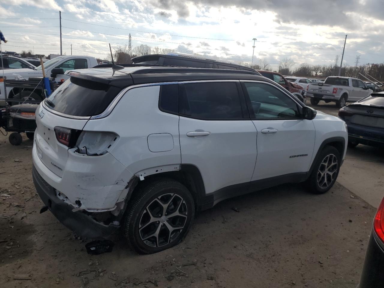 2024 Jeep Compass Limited - Image 3