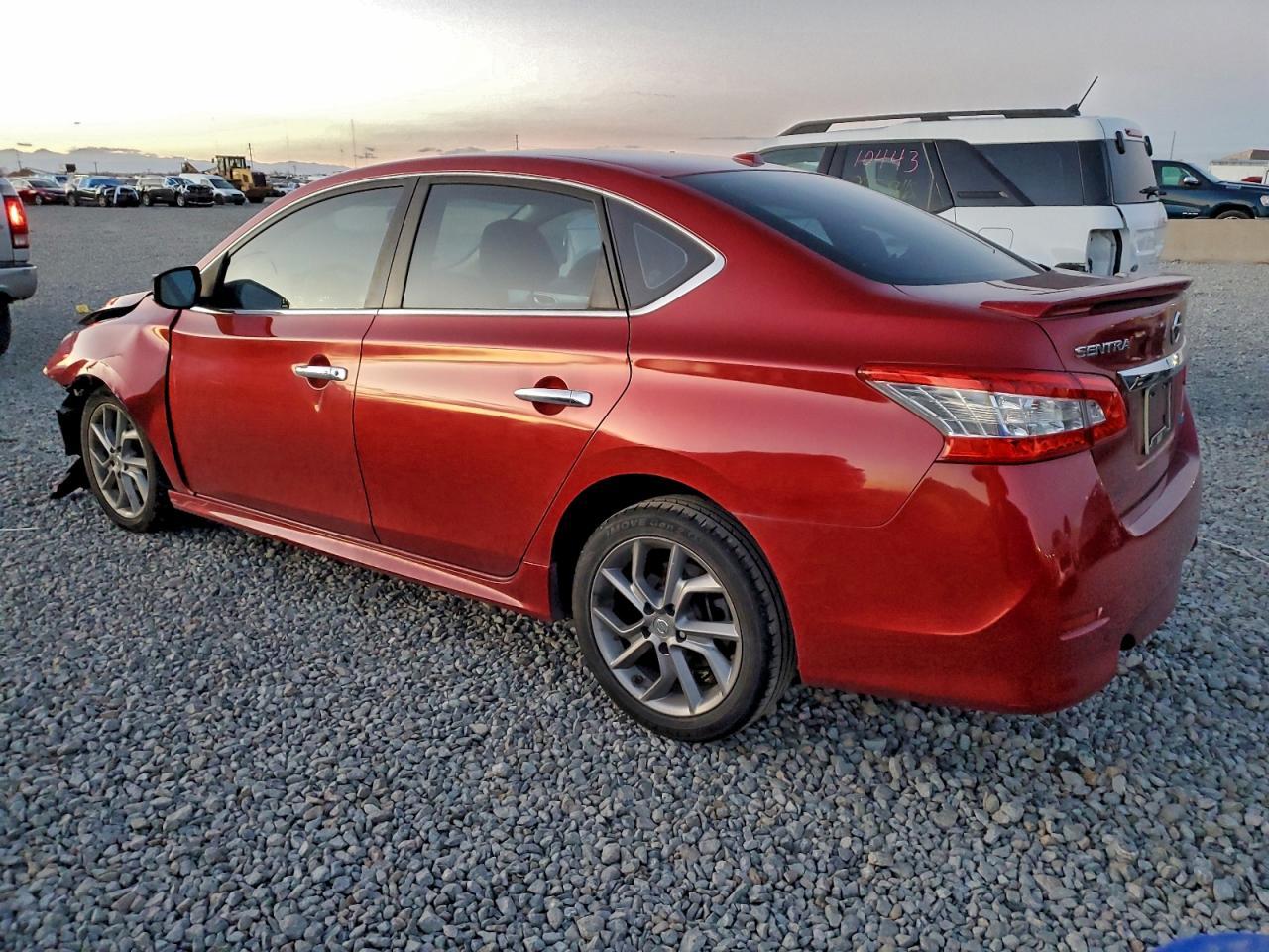 2014 Nissan Sentra Sr - Фото 2