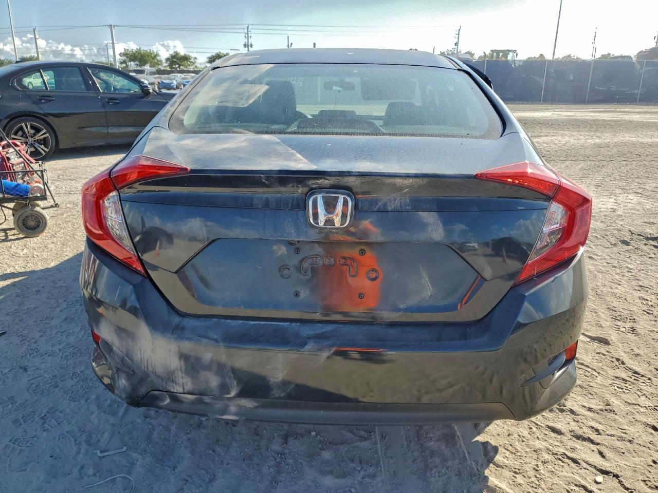 2017 Honda Civic Lx - Image 6