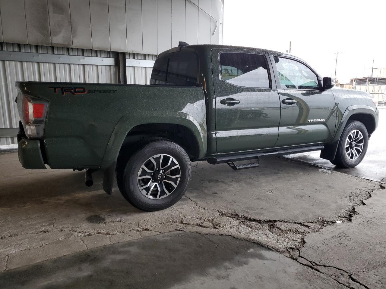 2022 Toyota Tacoma Double Cab - Image 3