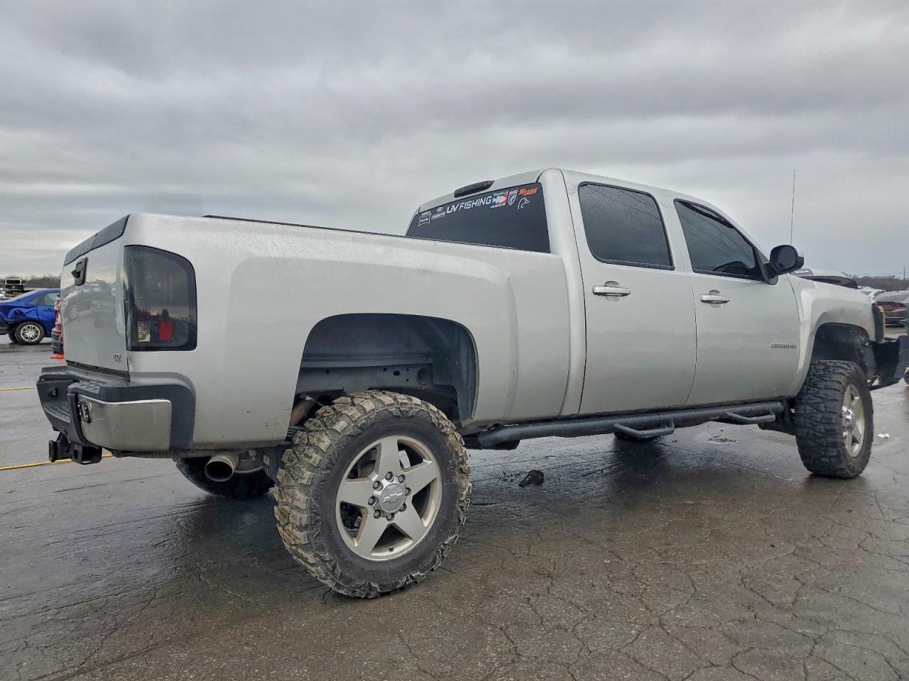 2011 Chevrolet Silverado K2500 Heavy Duty Ltz - Фото 3