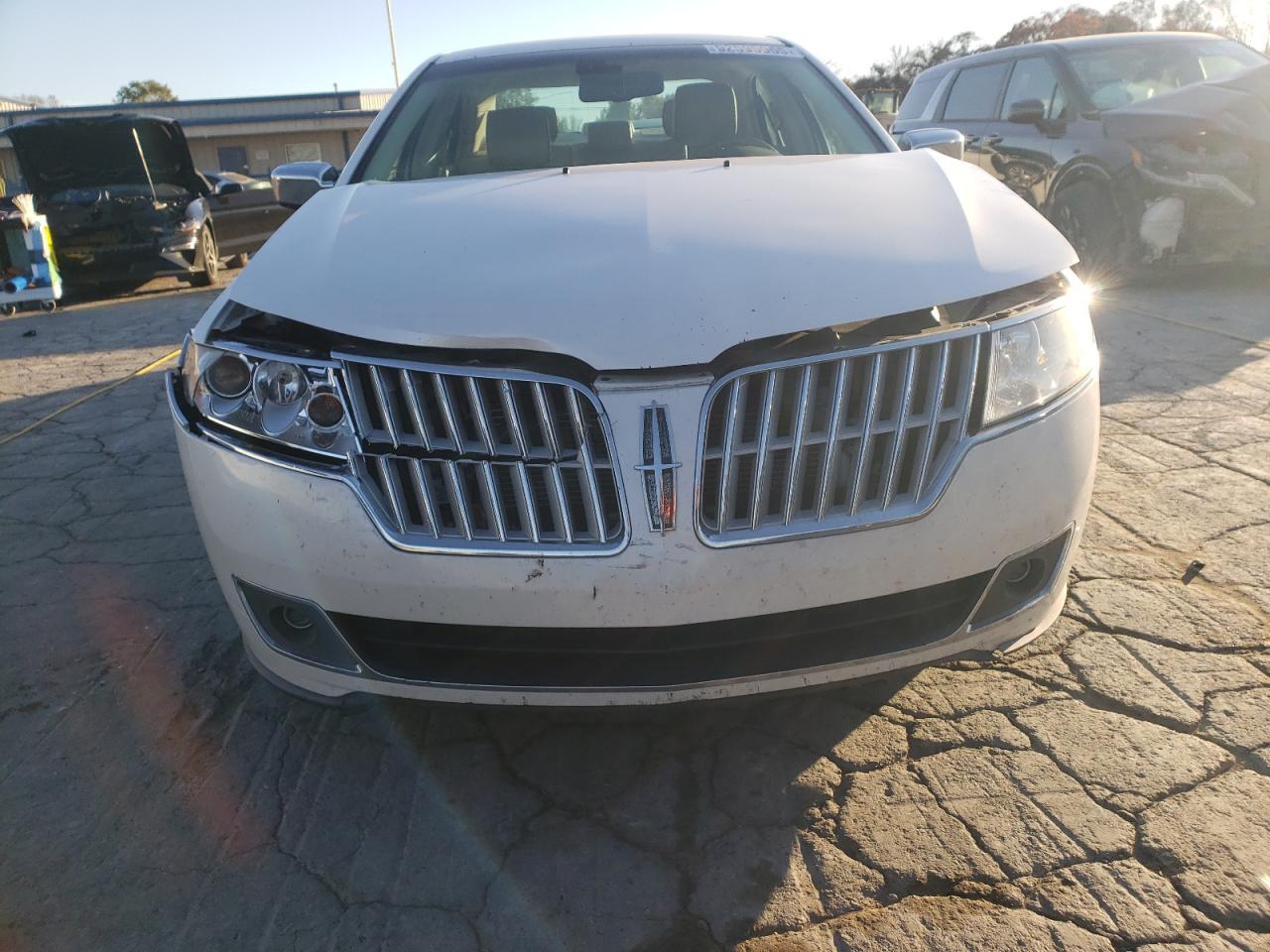 2011 Lincoln Mkz - Фото 5