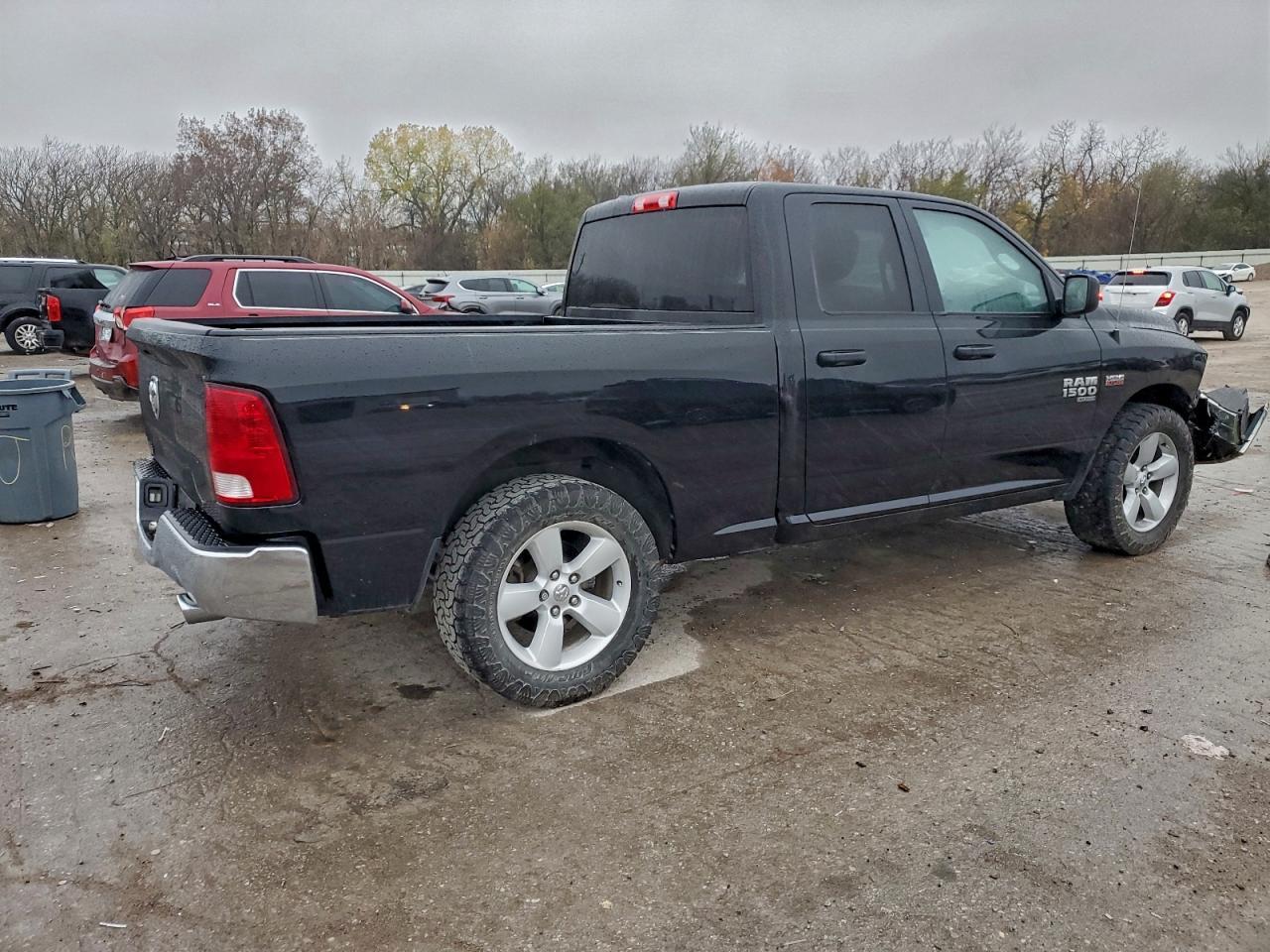 2021 Ram 1500 Classic Tradesman - Фото 3
