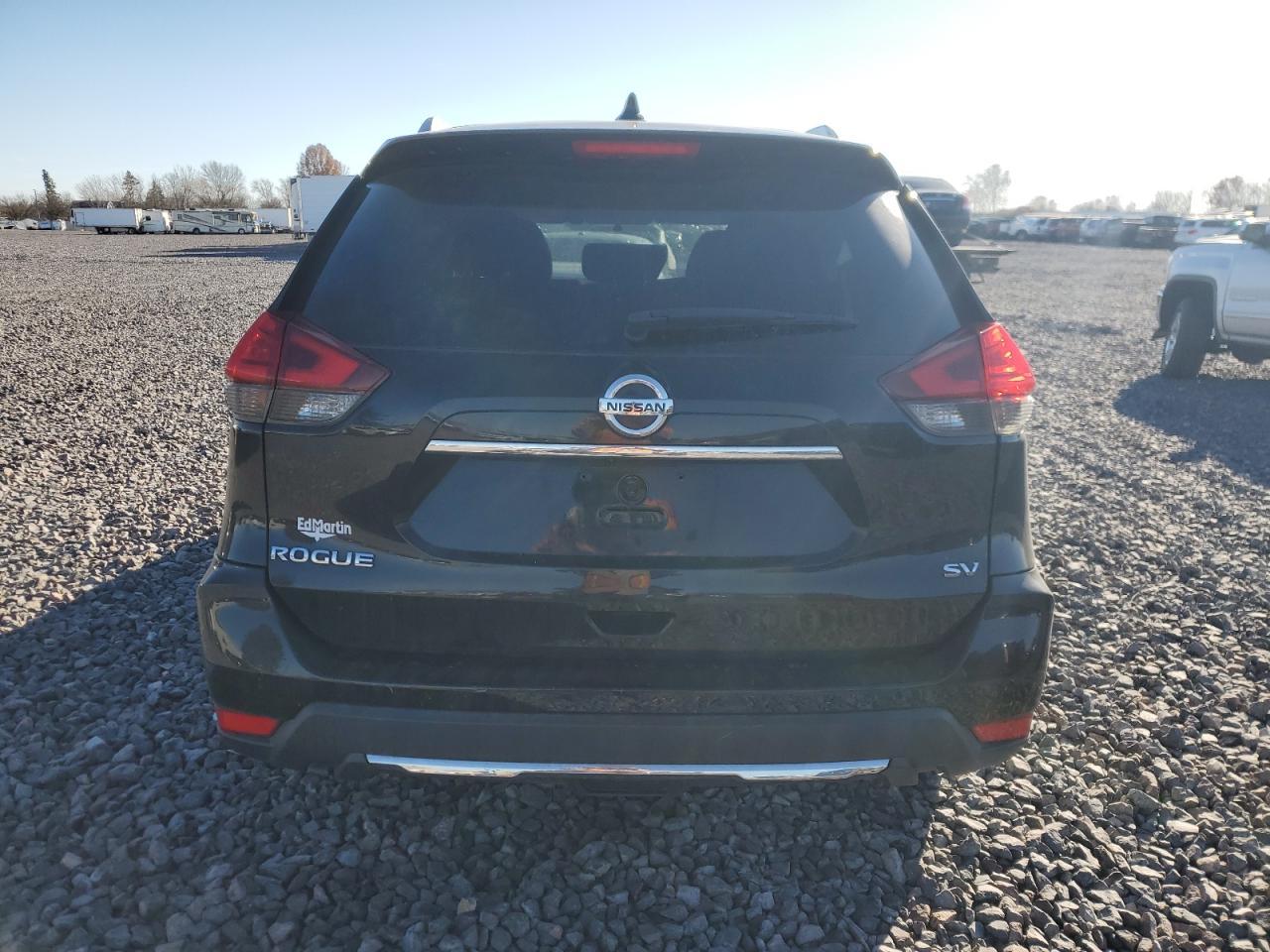 2017 Nissan Rogue S - Фото 6