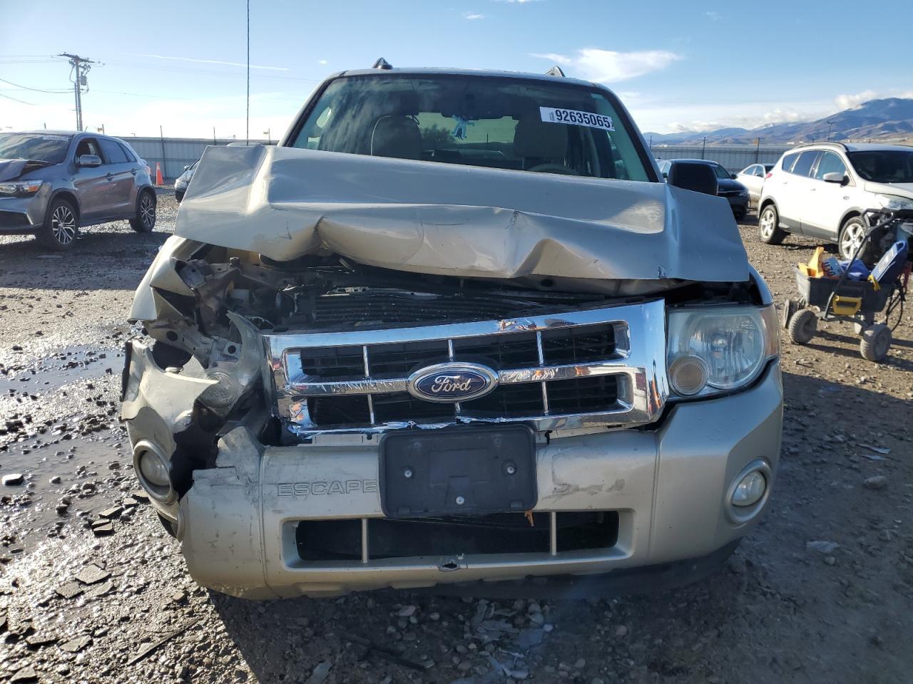 2011 Ford Escape Xlt - Image 5