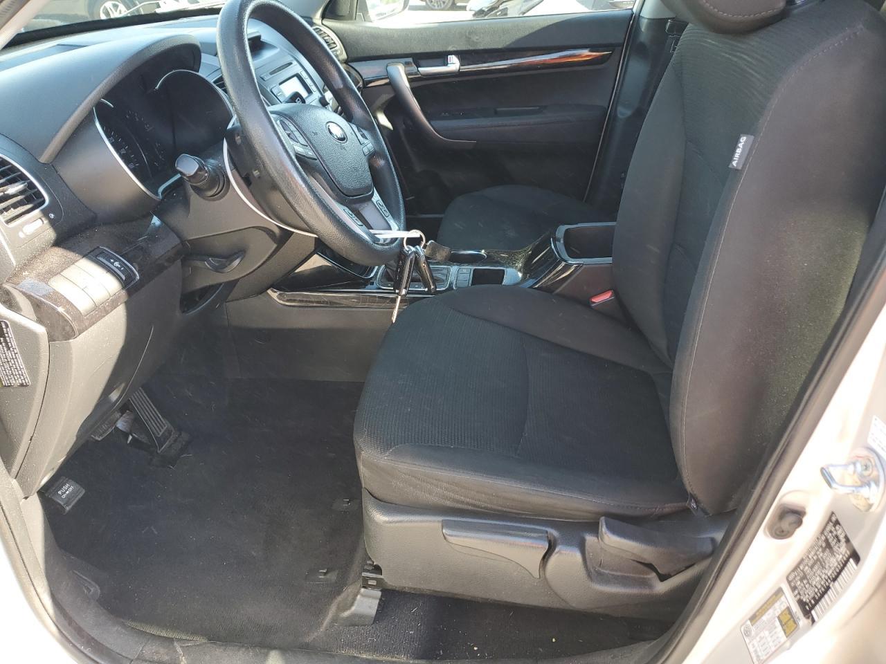 2014 Kia Sorento Lx - Image 7