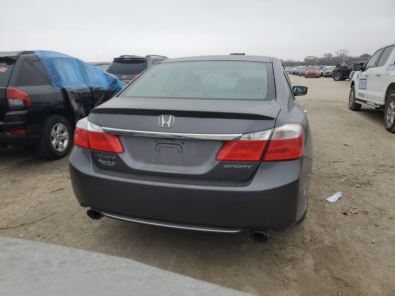 2015 Honda Accord Sport - Image 6