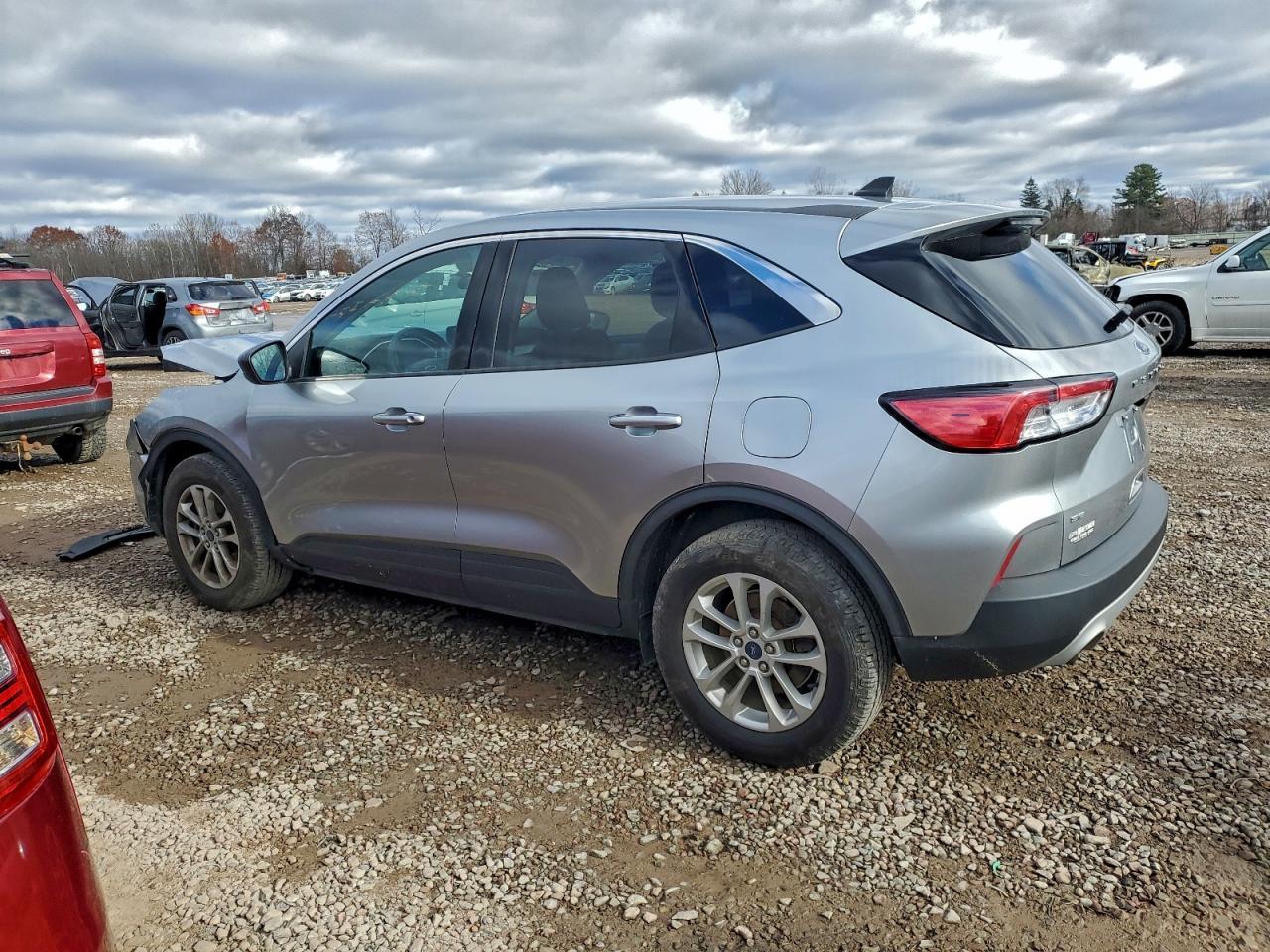 2022 Ford Escape Se - Image 2
