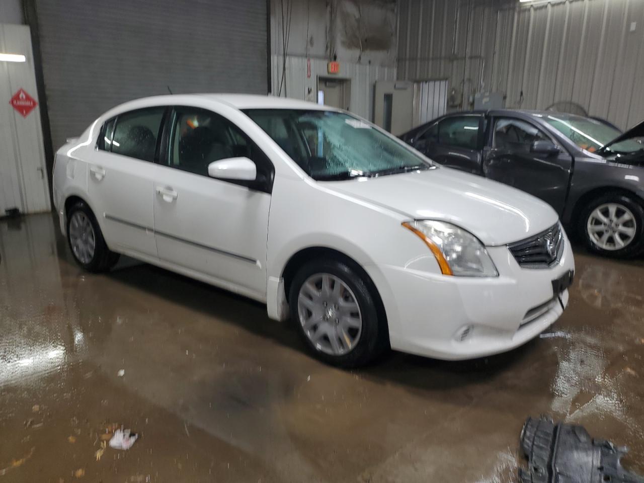 2011 Nissan Sentra 2.0 - Image 4