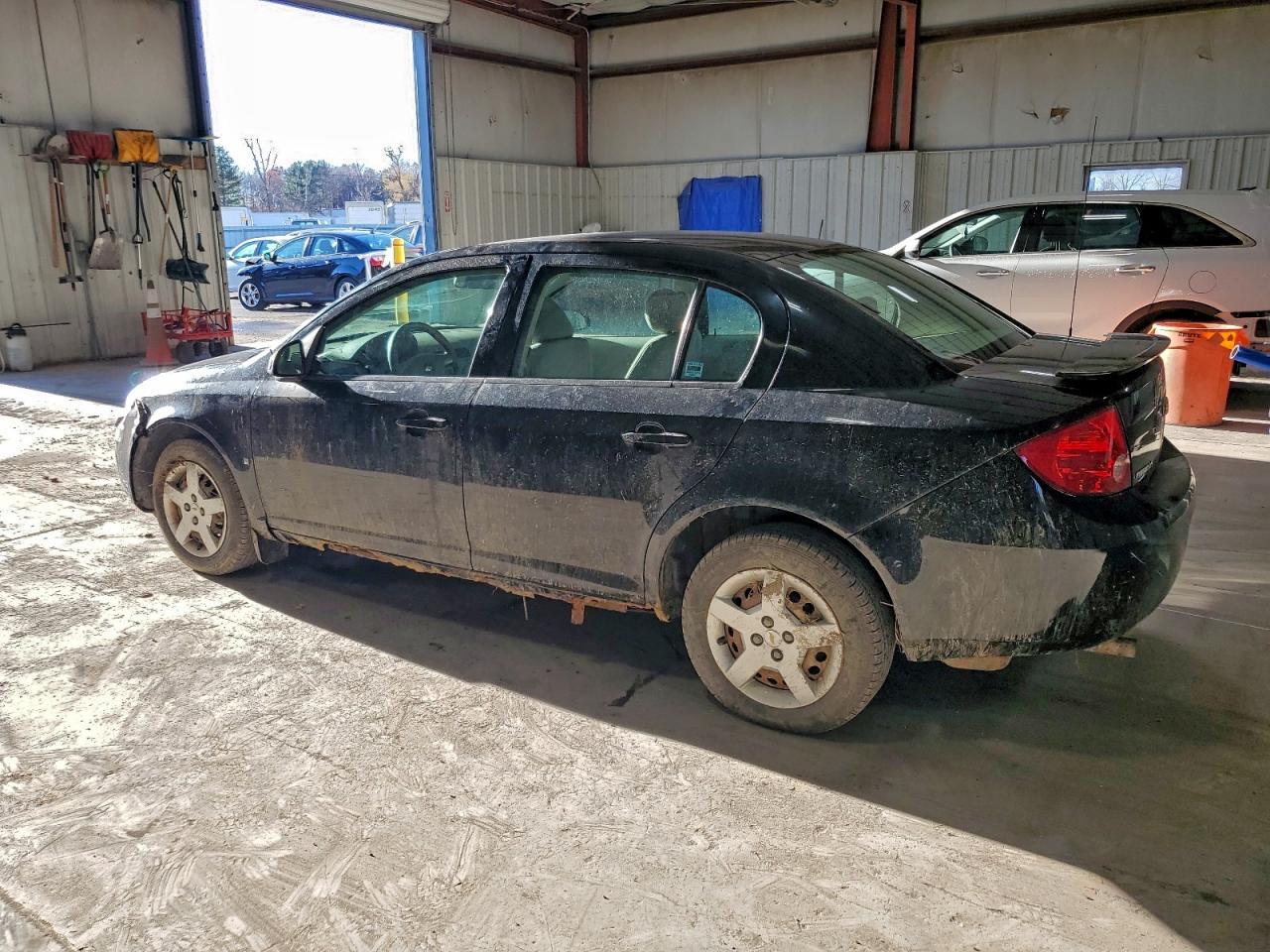 2007 Chevrolet Cobalt Ls - Image 2