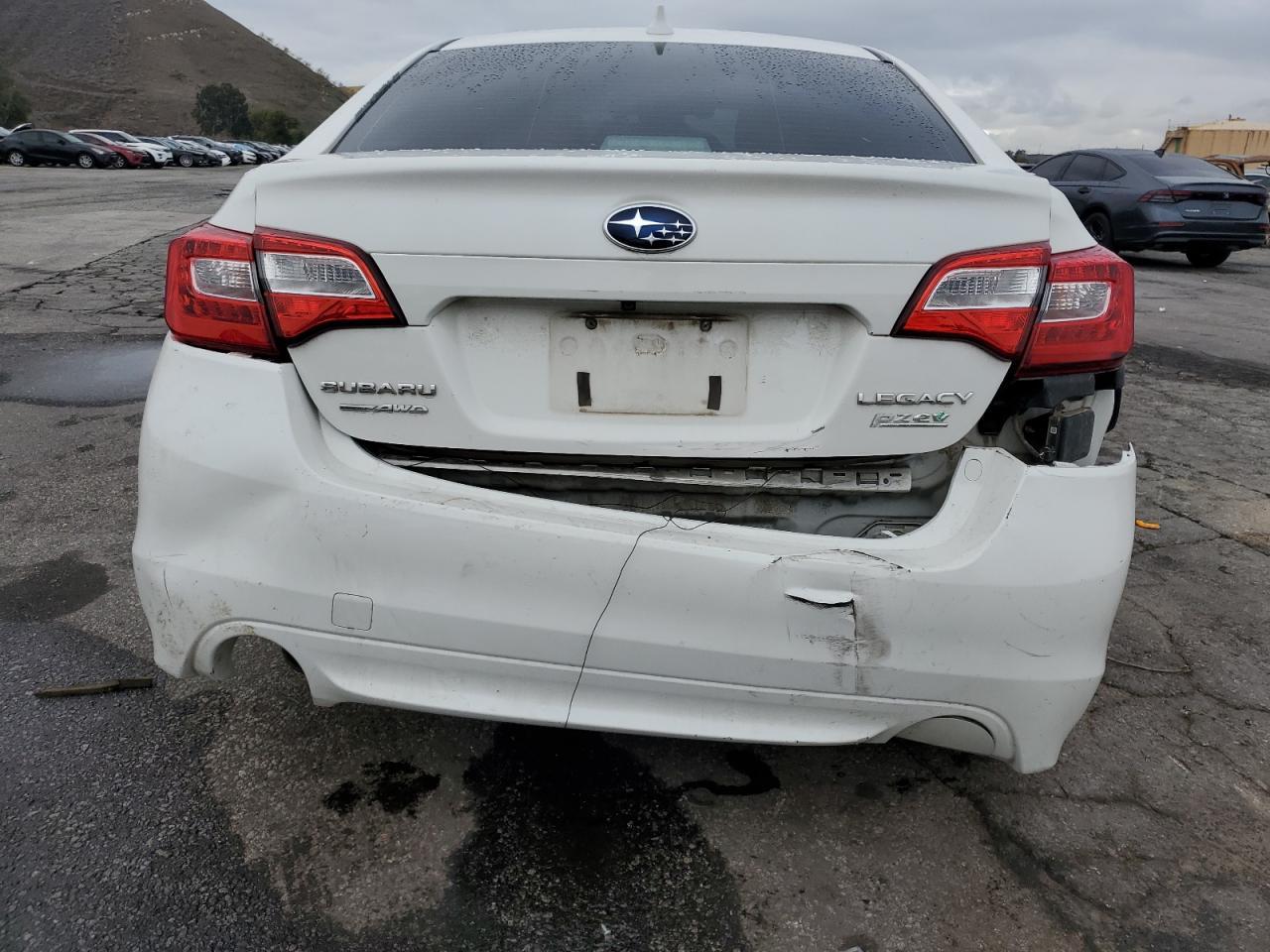 2016 Subaru Legacy 2.5I Limited - Фото 6