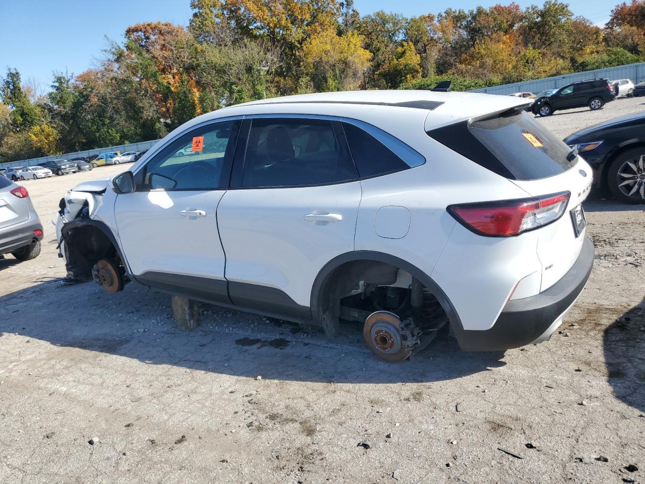 2021 Ford Escape Se - Фото 2