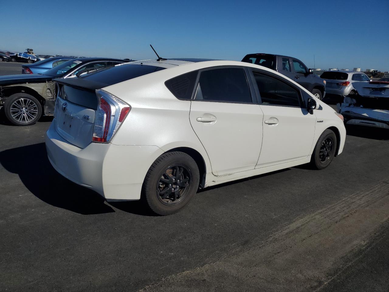 2013 Toyota Prius - Фото 3